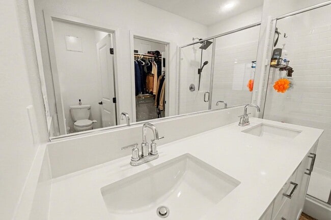 Building Photo - 2313 Acara Cir