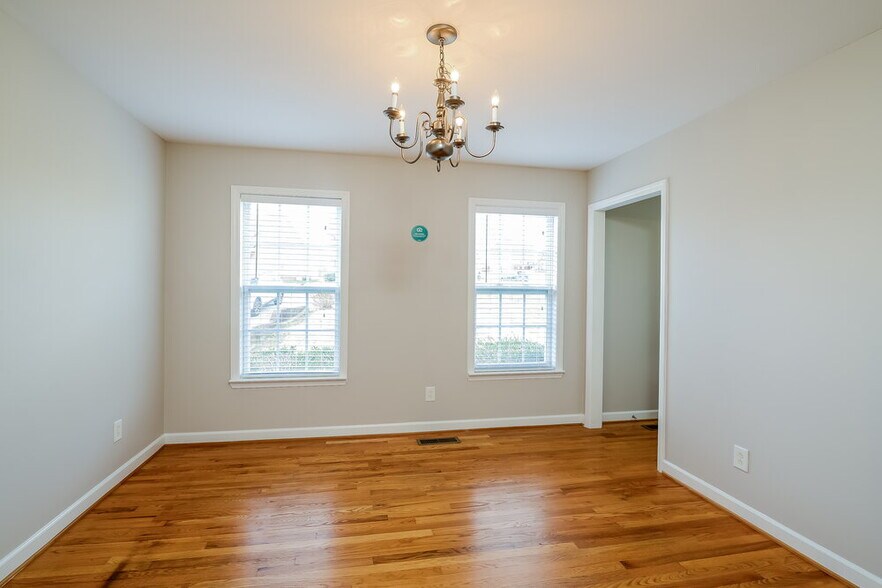 Building Photo - 213 Sedge Meadow Dr