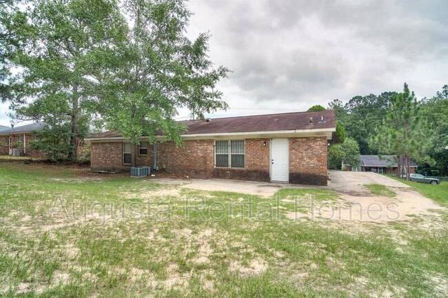 Building Photo - 3453 Pine Hill Rd