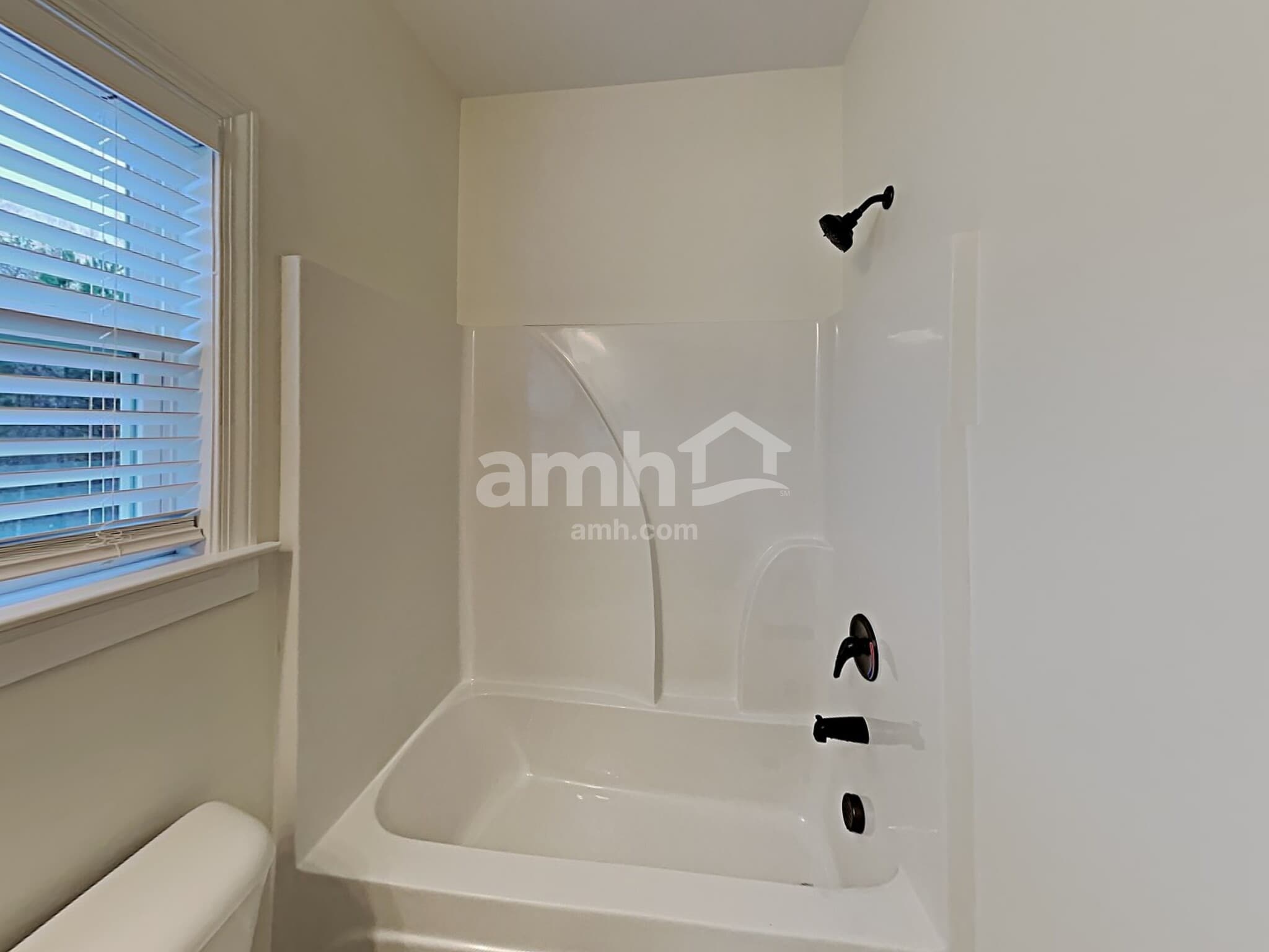 Building Photo - 776 Somersby Dr