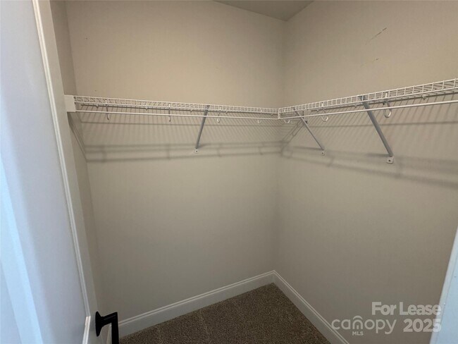 Building Photo - 3011 Waxhaw Crossing Dr