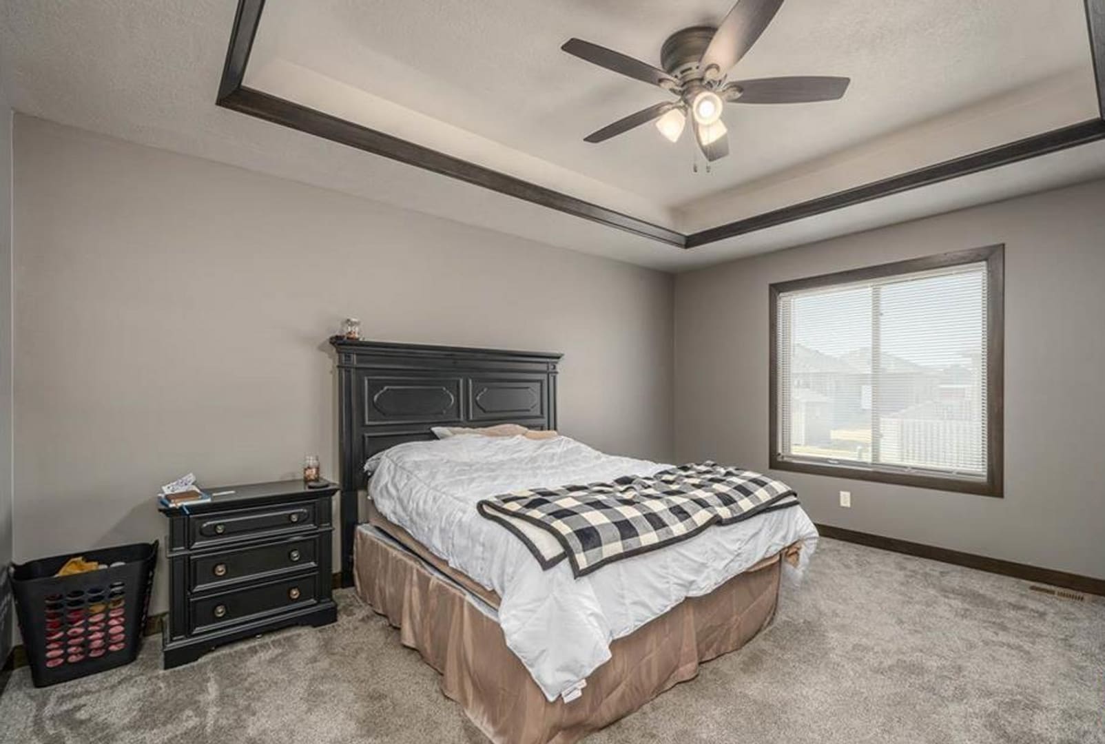 Building Photo - 4317 S Alpine Ave