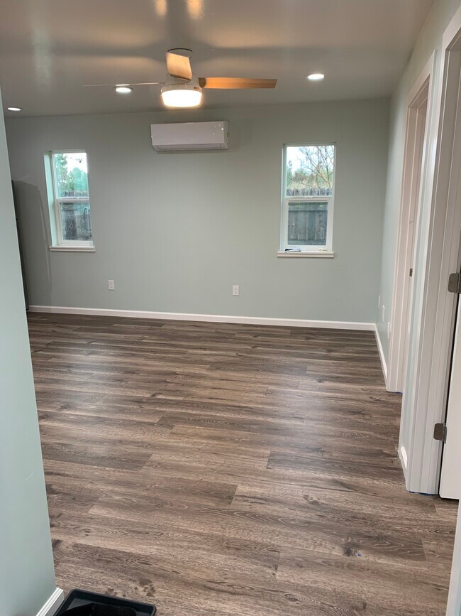 Building Photo - 7125 Bari Ct