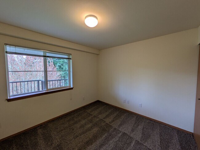 Building Photo - Your Home is Waiting!