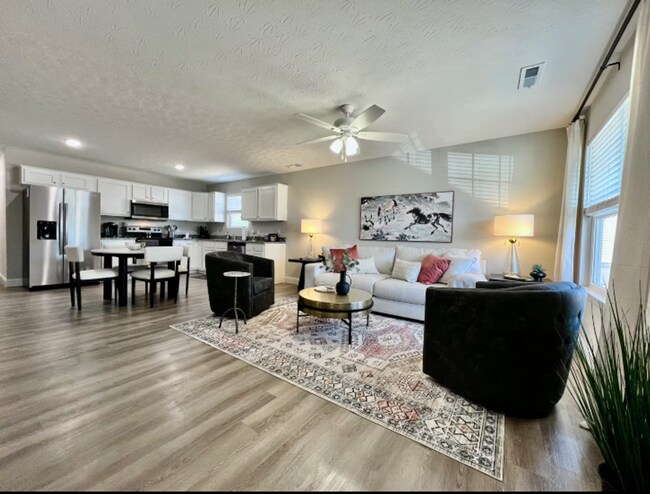 Building Photo - Brand New Equestrian getaway in Wilmington, Ohio