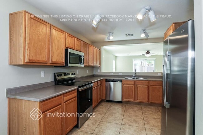 Building Photo - 28548 N Epidote Dr