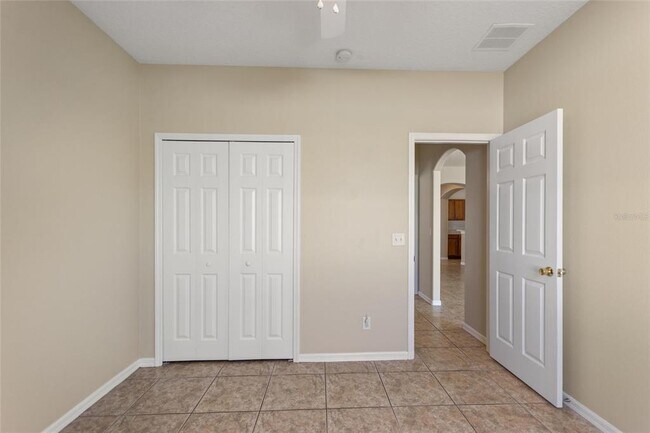 Building Photo - 326 Cotswold Cir