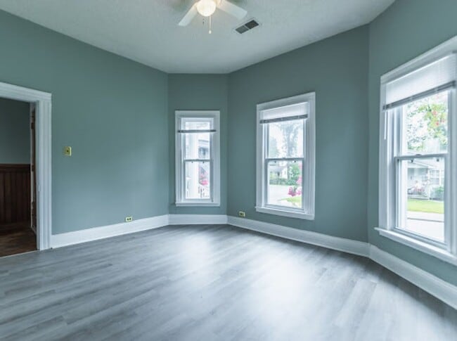 Building Photo - Three Bedroom Home Downtown Corbin, KY