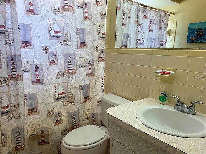 Building Photo - 3300 Thorny Ridge Dr