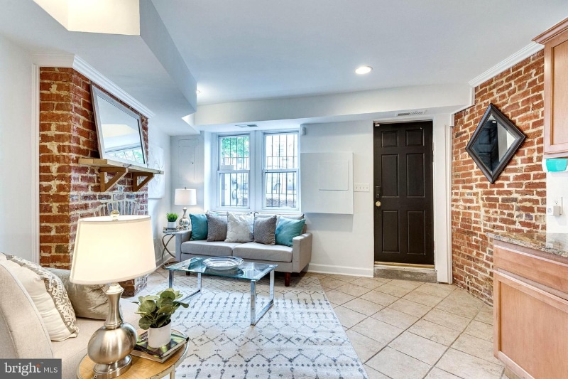 Building Photo - 222 Florida Ave NW