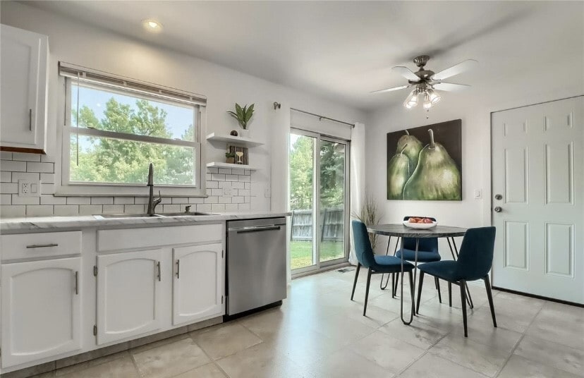 Kitchen - 8157 W 93rd Way