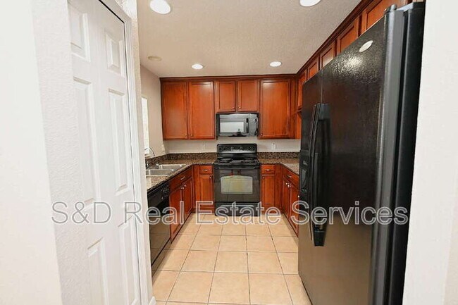 Building Photo - 5360 River Rock Rd