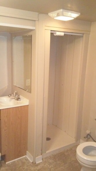 Building Photo - 269 Summit St