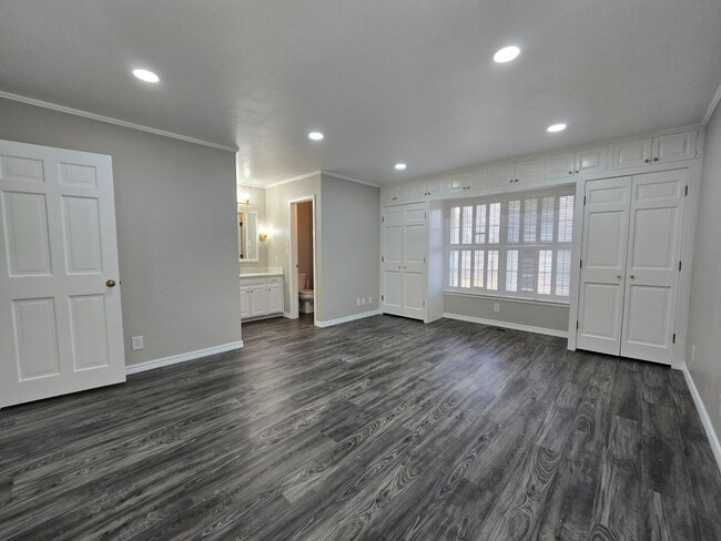 Building Photo - 3 Bedroom 2 Bath home in Shawnee!