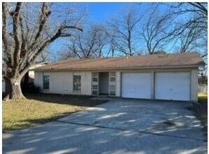 Building Photo - 3418 Hummingbird Ln