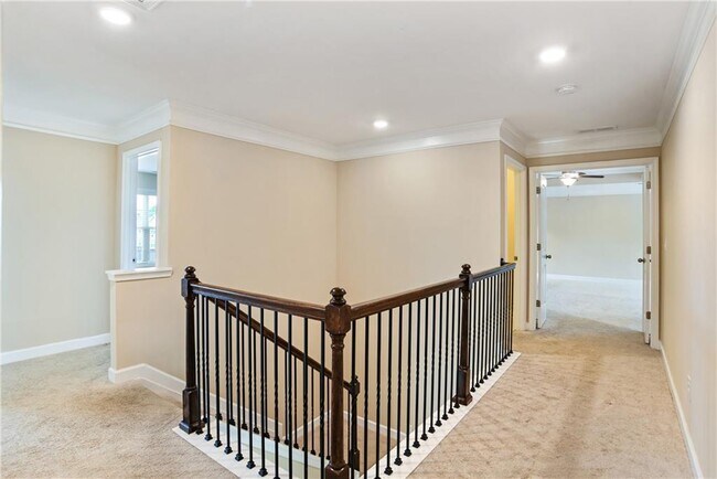 Building Photo - 4835 Edgemoore Trce