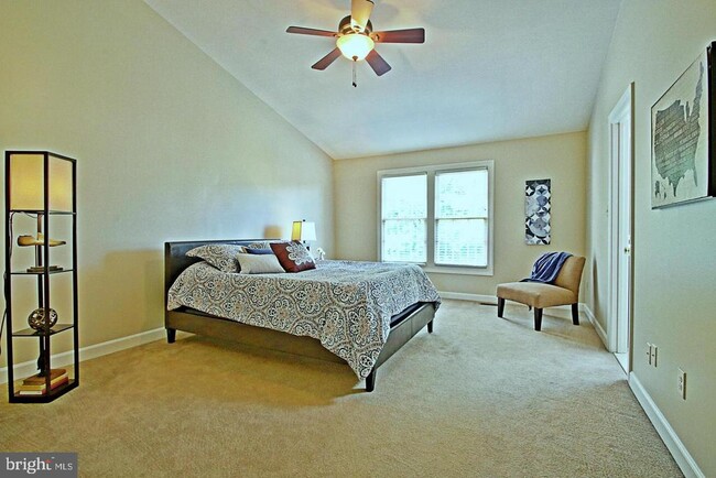 Building Photo - 20920 Stanmoor Terrace