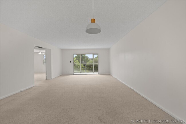 Building Photo - 1801 Eleuthera Point