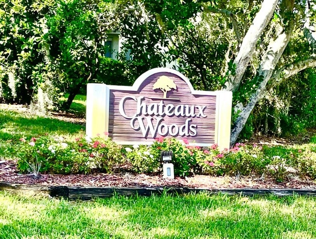 Building Photo - 3405 Dumaine Ct