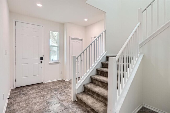 Building Photo - 1161 Verna Brooks Way