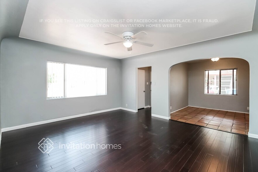 Building Photo - 1507 W Mitchell Dr