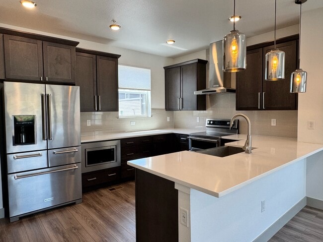Building Photo - 2865 W 69th Ave