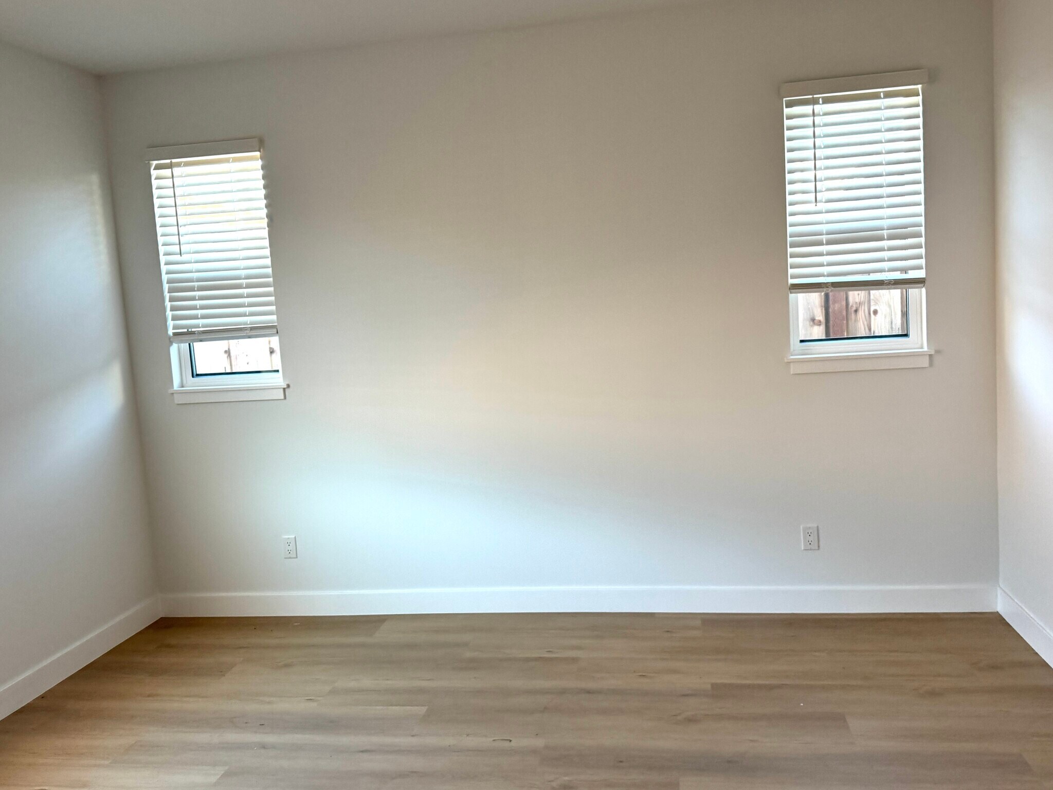 Building Photo - 3955 Haven Ave