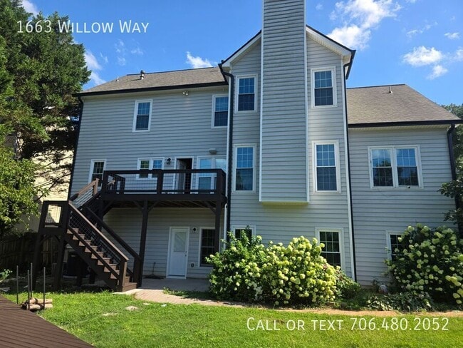 Building Photo - 1663 Willow Way