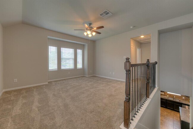 Building Photo - 314 Moonwalk St