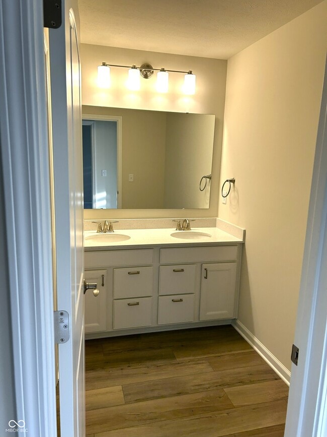 Building Photo - 3277 Haflinger Dr