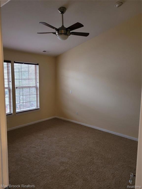 Building Photo - 28017 Hopkins Dr