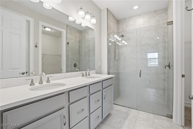 Building Photo - 1040 Tranquil Brk Dr