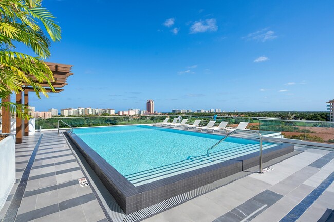 Building Photo - 200 SE Mizner Blvd