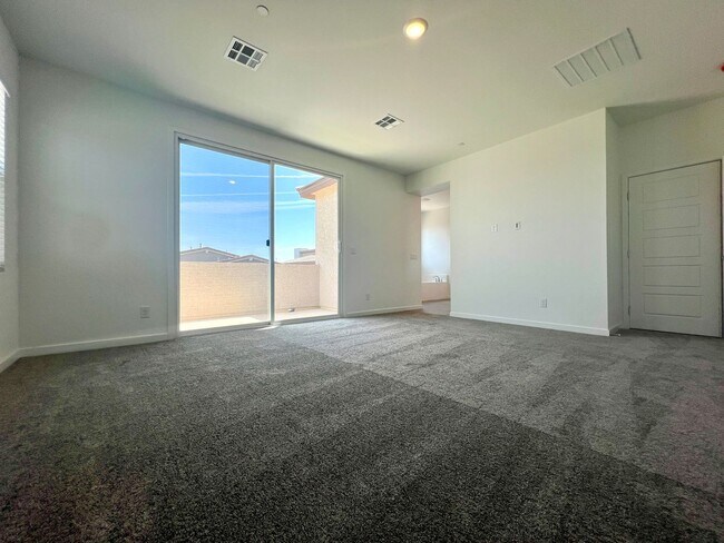 Building Photo - Stunning Newly Built 4-Bedroom, 3-Bathroom Home in Henderson