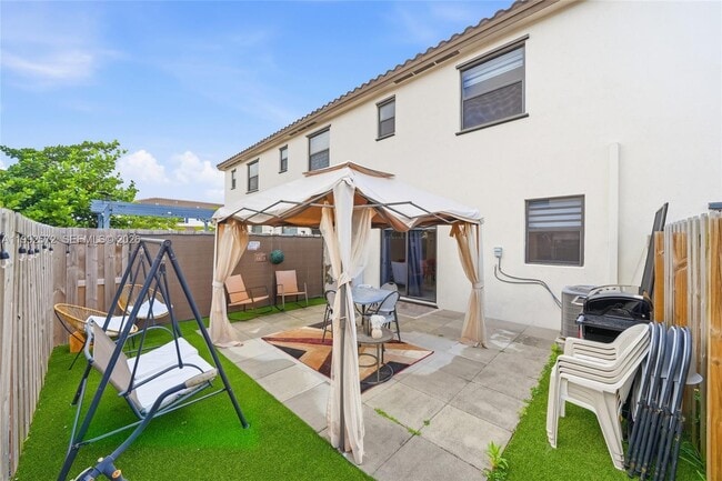 Building Photo - 24644 SW 118 Pl