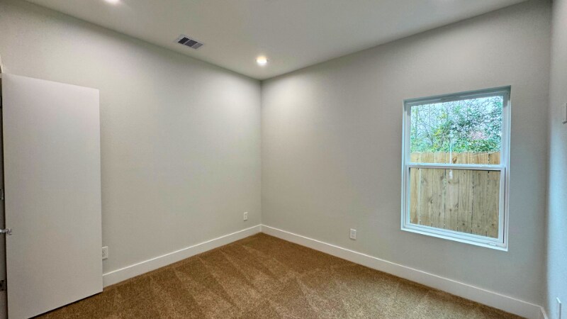 Building Photo - 3206 Bostic St