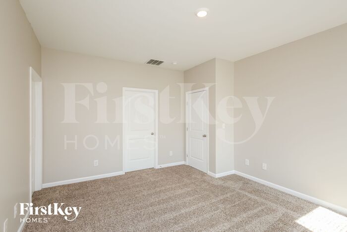 Building Photo - 113 Starbuck Parkway