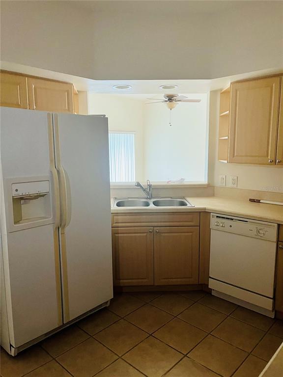 Building Photo - 5397 Admiral Way