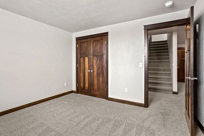 Building Photo - 4826 N Marlo Wy