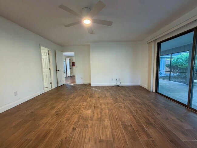 Building Photo - Pet Friendly 3BR/2BA House in Desirable Turkey Creek