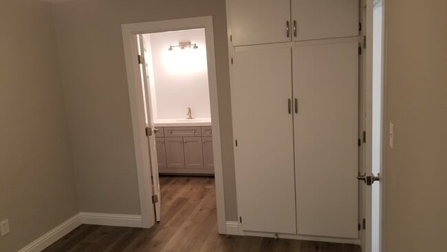 Building Photo - 1259 Taylor Ln