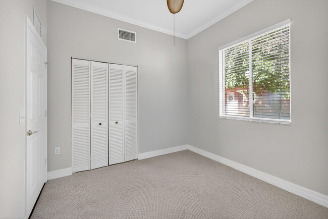 Building Photo - 59 SE Palermo