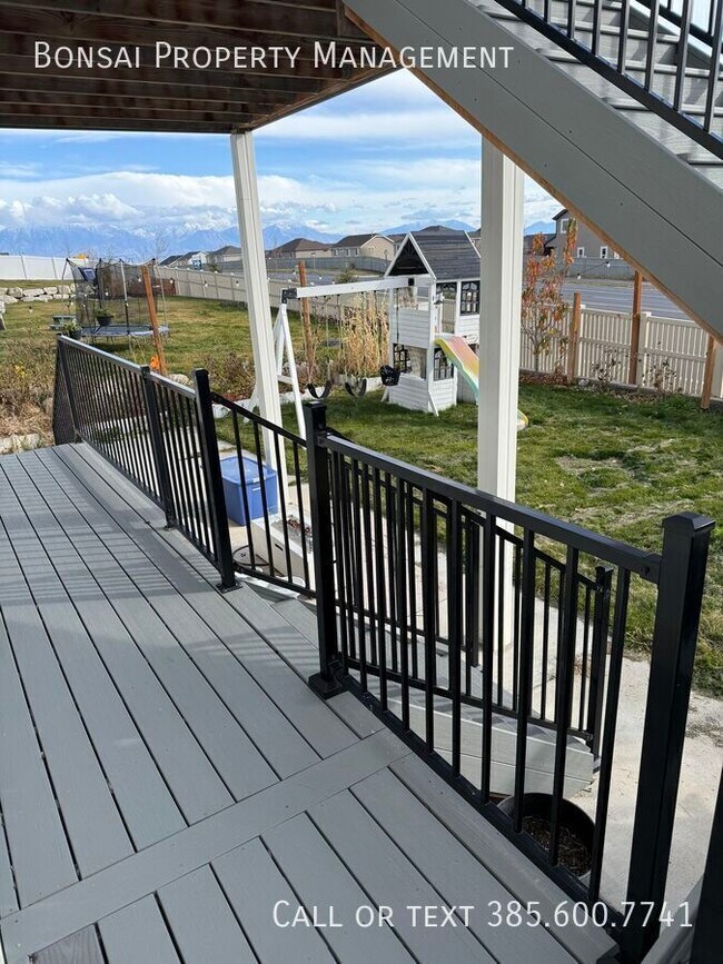 Building Photo - 1489 W Stone Gate Dr