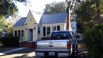 Front view - 1151 E Montague Ave