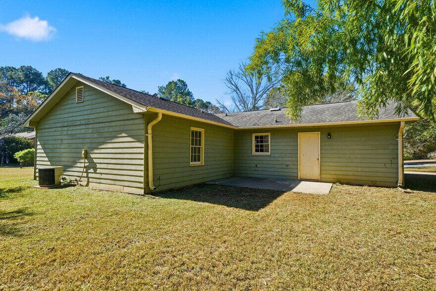 Building Photo - 305 Belmont Farms Dr