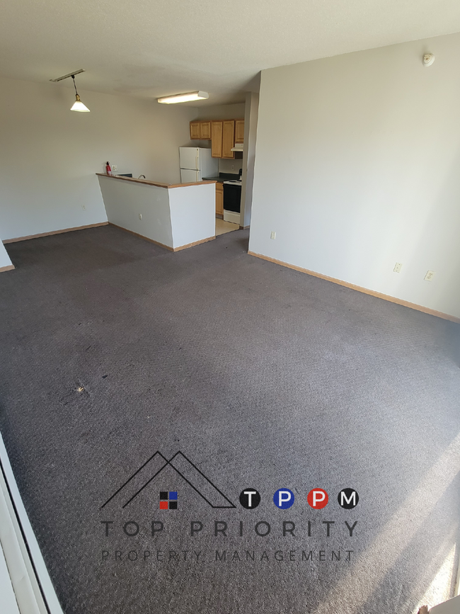 Primary Photo - ** MOVE IN SPECIAL ** 2 Bedroom | 1 Bathro...