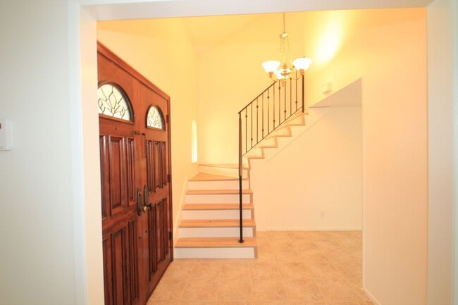 Building Photo - Welcome to this beautifully refreshed 4-bedroom, 2-bath two-story home located in desirable North...