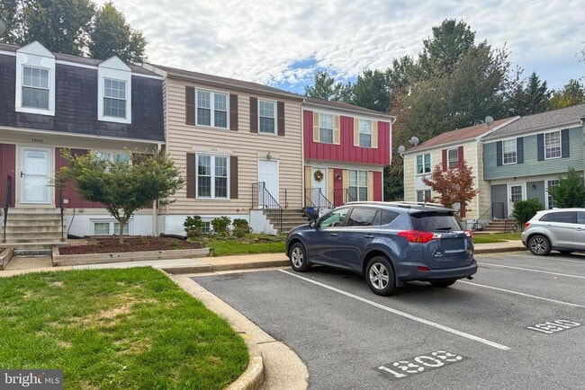 Building Photo - 1808 Hammond Ct