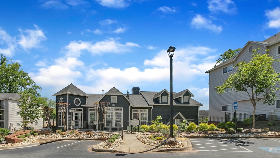 The Clarion Apartments 10 Rimington Ln Decatur GA 30030 Apartment