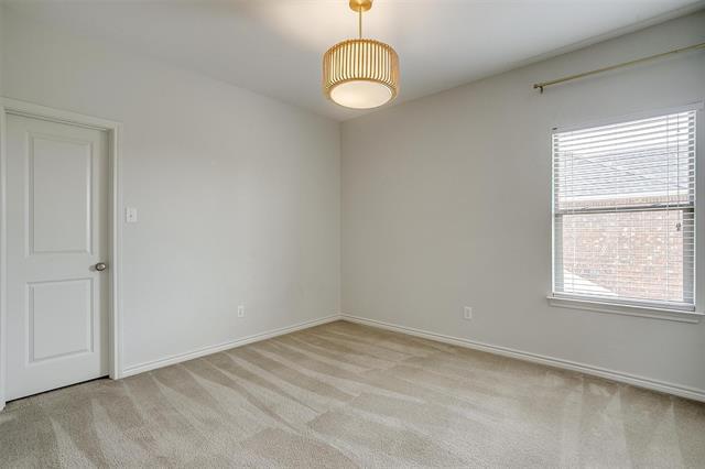 Building Photo - 114 Parkview Dr